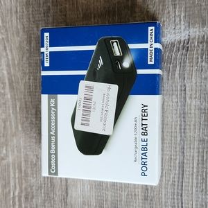 Costco Portable Rechargeable 5200mAh Battery RARE